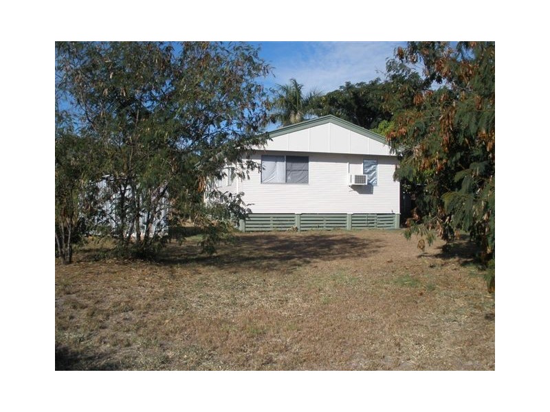 2 Ironbark Street, Blackwater QLD 4717