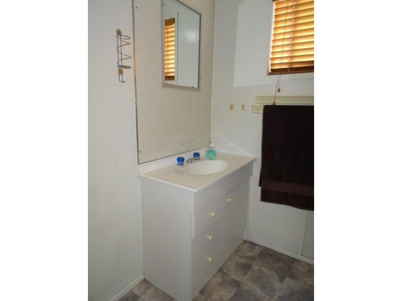 26 Bredhauer Street, Blackwater QLD 4717