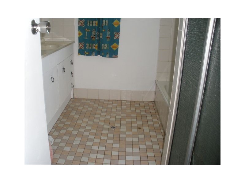 2 Mahogany Street, Blackwater QLD 4717