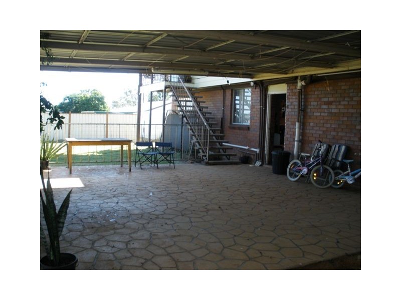 2 Mahogany Street, Blackwater QLD 4717