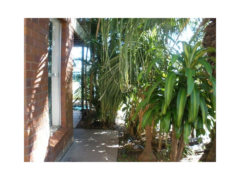 2 Mahogany Street, Blackwater QLD 4717