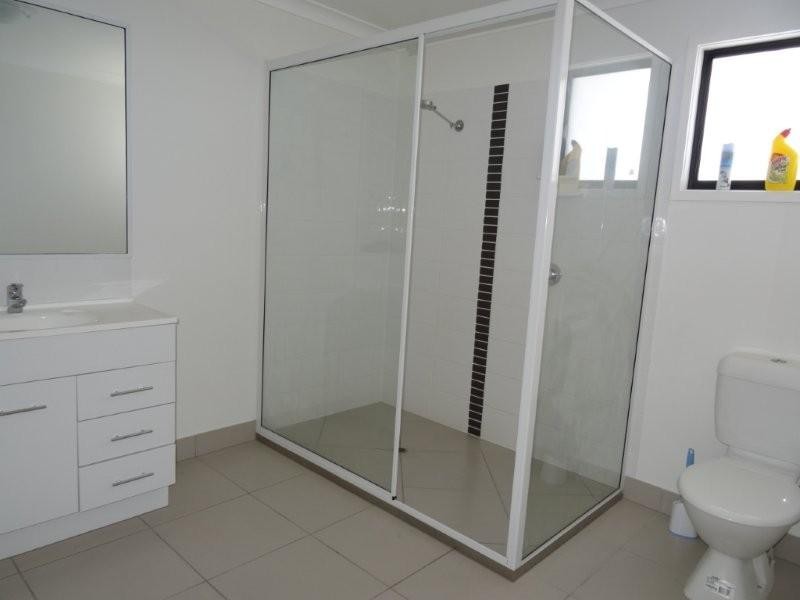 4 / 41 Rufus Street, Blackwater QLD 4717