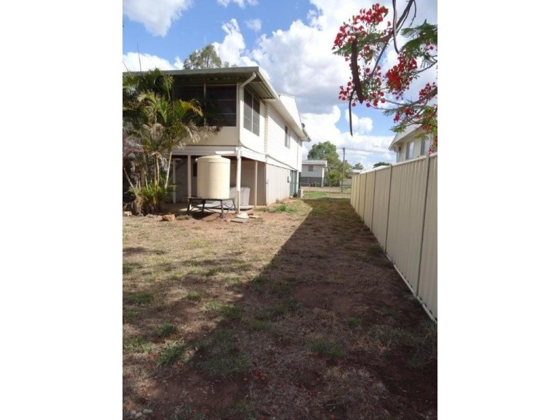 20 Cork Street, Blackwater QLD 4717