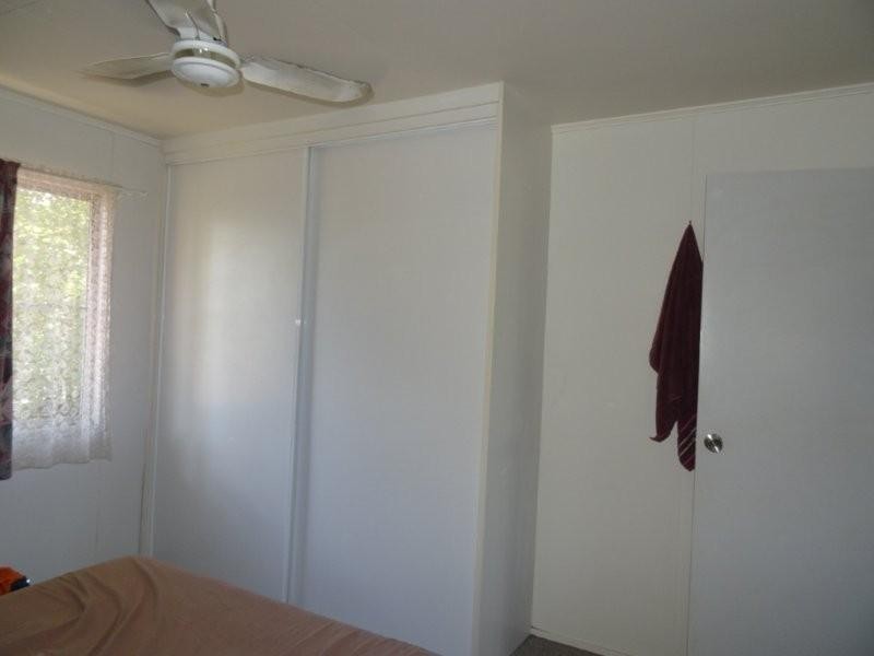 8 Bendee Crescent, Blackwater QLD 4717