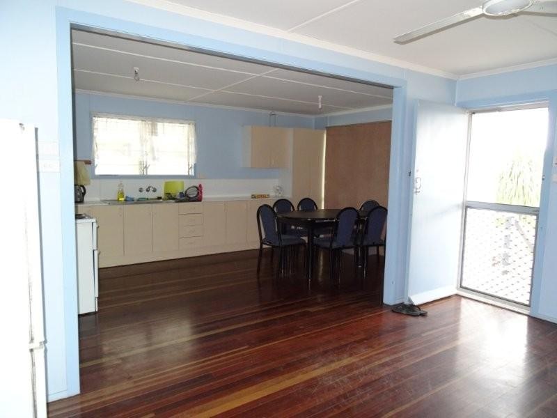 29 Long Street, Blackwater QLD 4717