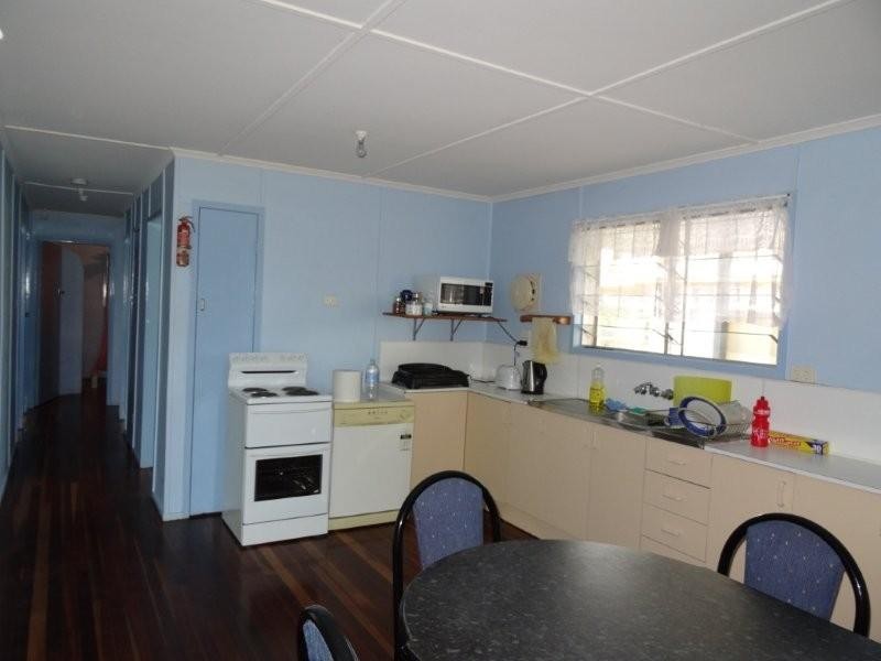 29 Long Street, Blackwater QLD 4717
