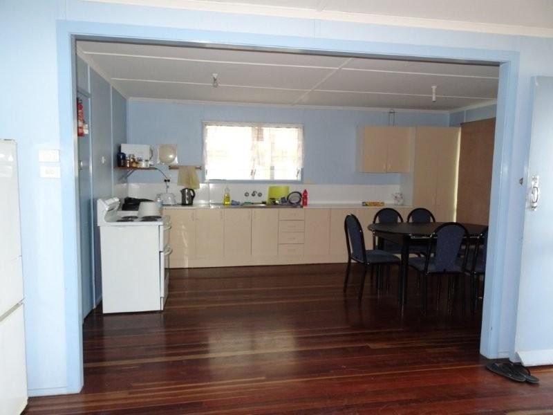 29 Long Street, Blackwater QLD 4717