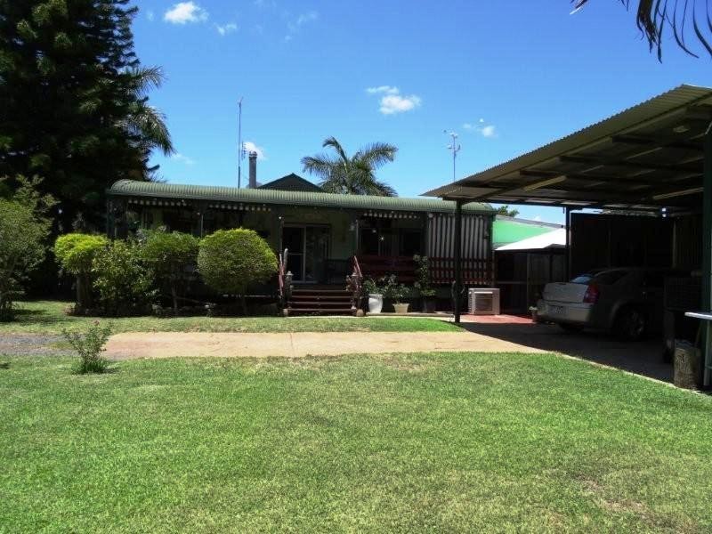 17-19 East Street, Bluff QLD 4702