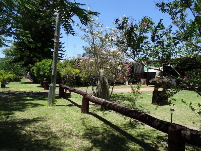 17-19 East Street, Bluff QLD 4702