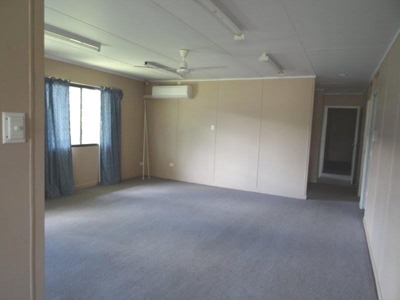 6 Littlefield Street, Blackwater QLD 4717