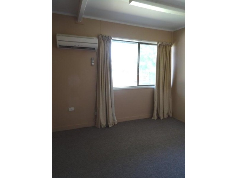 6 Littlefield Street, Blackwater QLD 4717