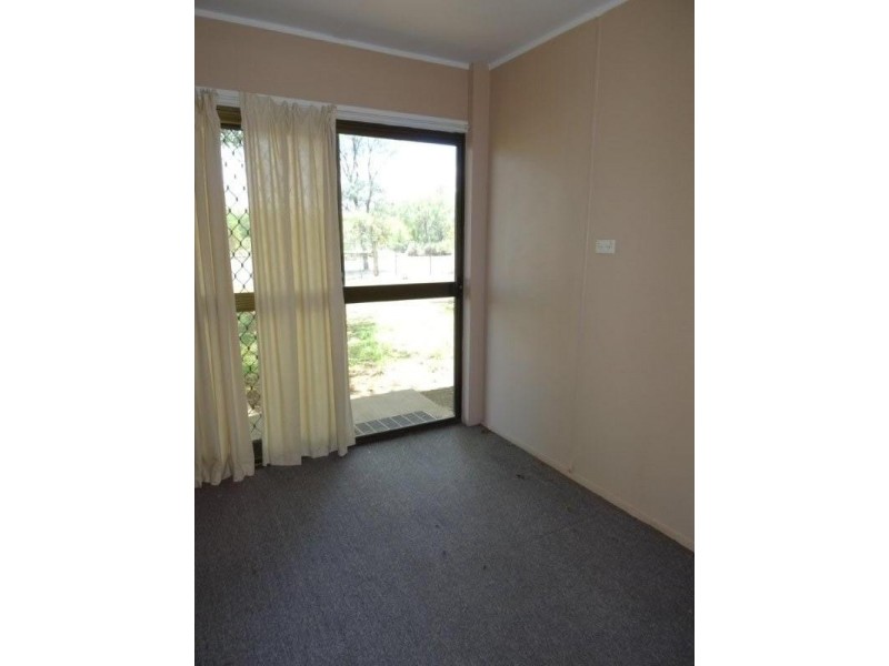 6 Littlefield Street, Blackwater QLD 4717