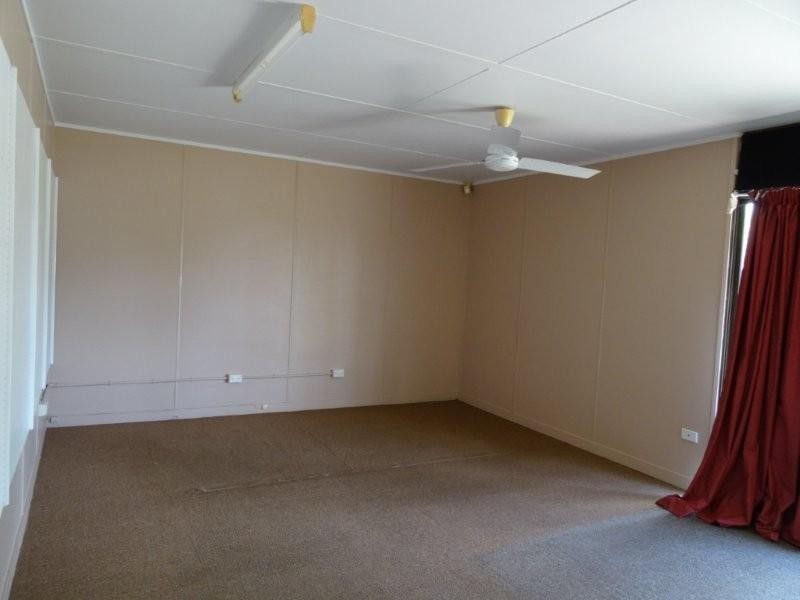 6 Littlefield Street, Blackwater QLD 4717