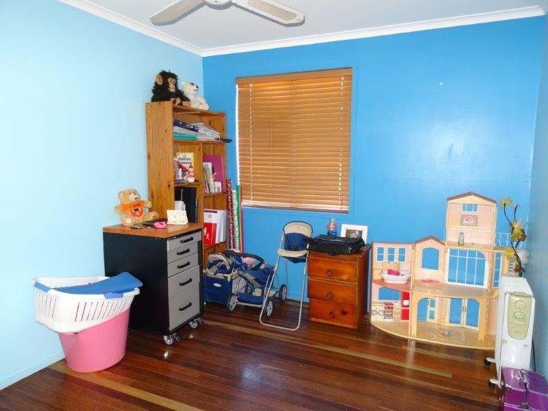 16 Cork Street, Blackwater QLD 4717