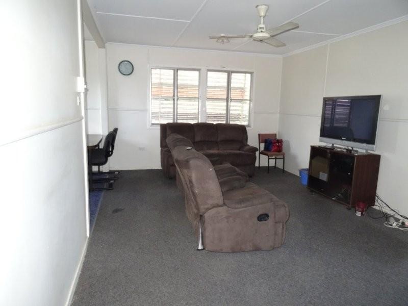 15 Fay Street, Blackwater QLD 4717