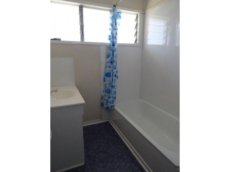 15 Fay Street, Blackwater QLD 4717