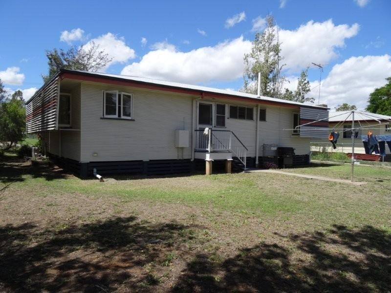 15 Fay Street, Blackwater QLD 4717