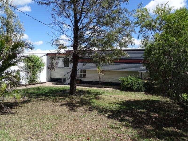 15 Fay Street, Blackwater QLD 4717