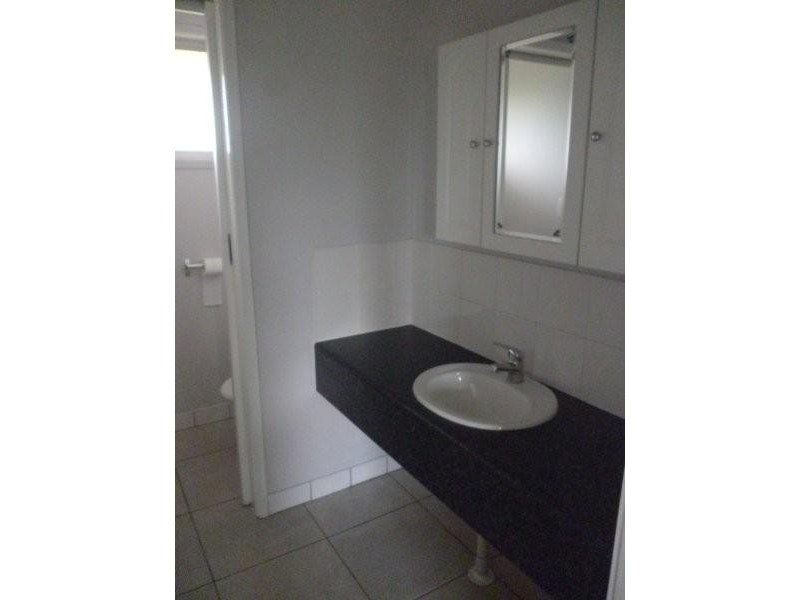 44 Stower Street, Blackwater QLD 4717