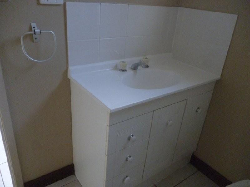 44 Stower Street, Blackwater QLD 4717