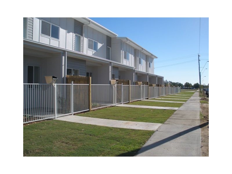 7/6-10 Arthur Street, Blackwater QLD 4717