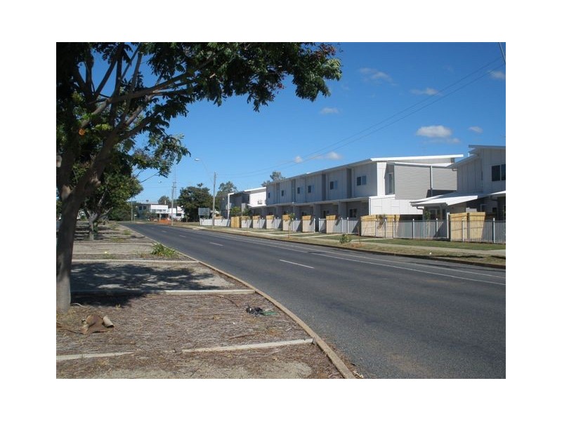 7/6-10 Arthur Street, Blackwater QLD 4717