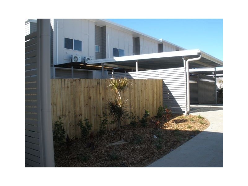 7/6-10 Arthur Street, Blackwater QLD 4717