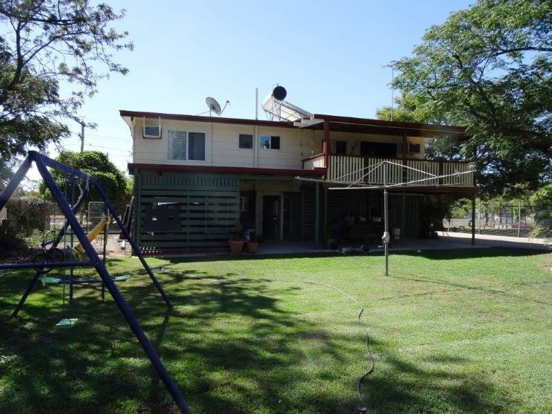 19 Littlefield Street, Blackwater QLD 4717