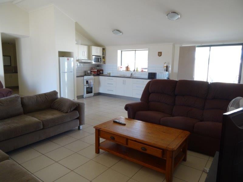 15 Fern Street, Blackwater QLD 4717