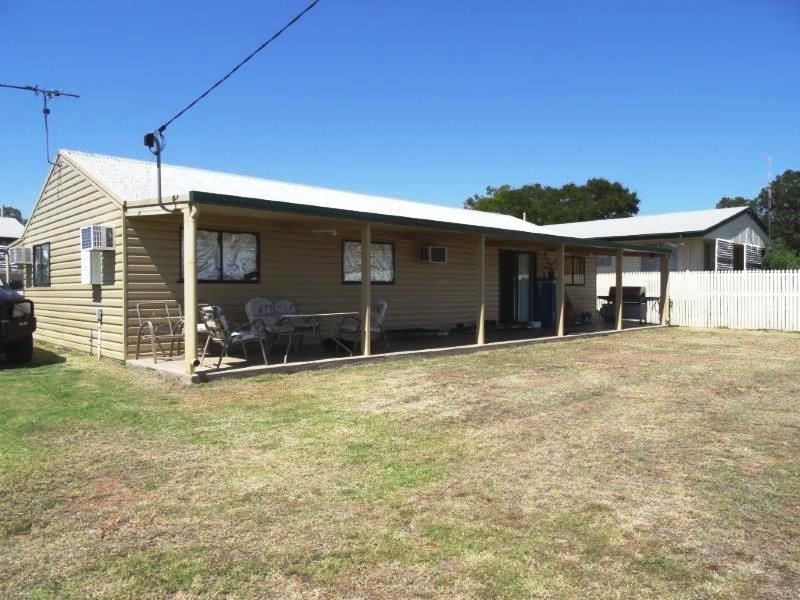 15 Fern Street, Blackwater QLD 4717