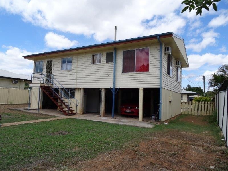 20 Bean Street, Blackwater QLD 4717