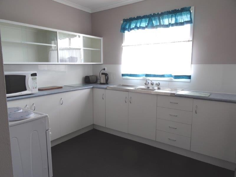 20 Bean Street, Blackwater QLD 4717