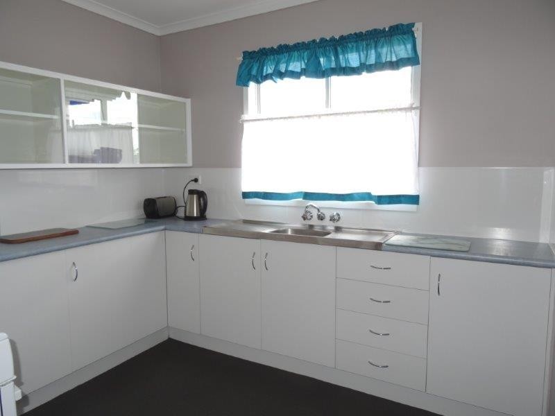 20 Bean Street, Blackwater QLD 4717
