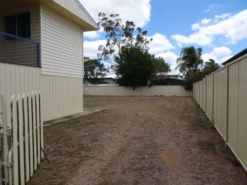 20 Bean Street, Blackwater QLD 4717
