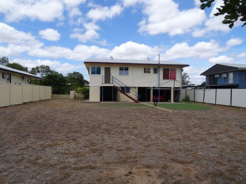 20 Bean Street, Blackwater QLD 4717