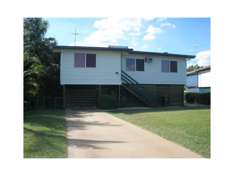 24 Doon Street, Blackwater QLD 4717