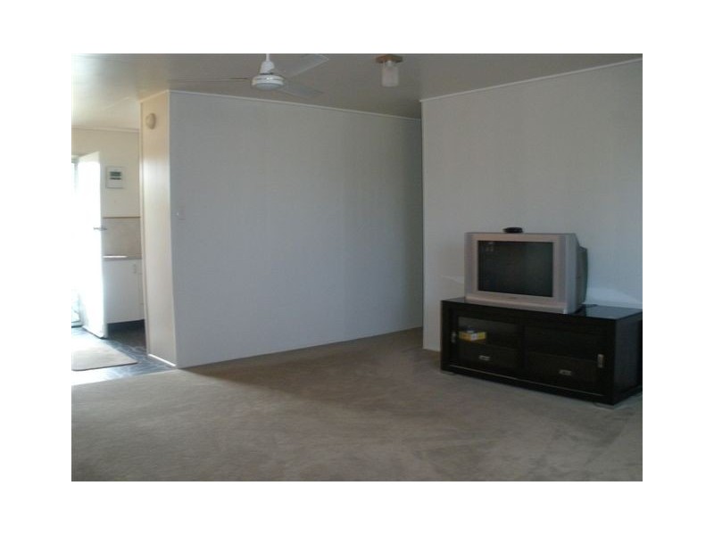 24 Doon Street, Blackwater QLD 4717