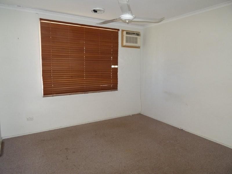 25 Acacia Street, Blackwater QLD 4717