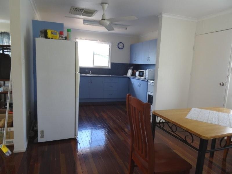 12 Bluff Street, Blackwater QLD 4717