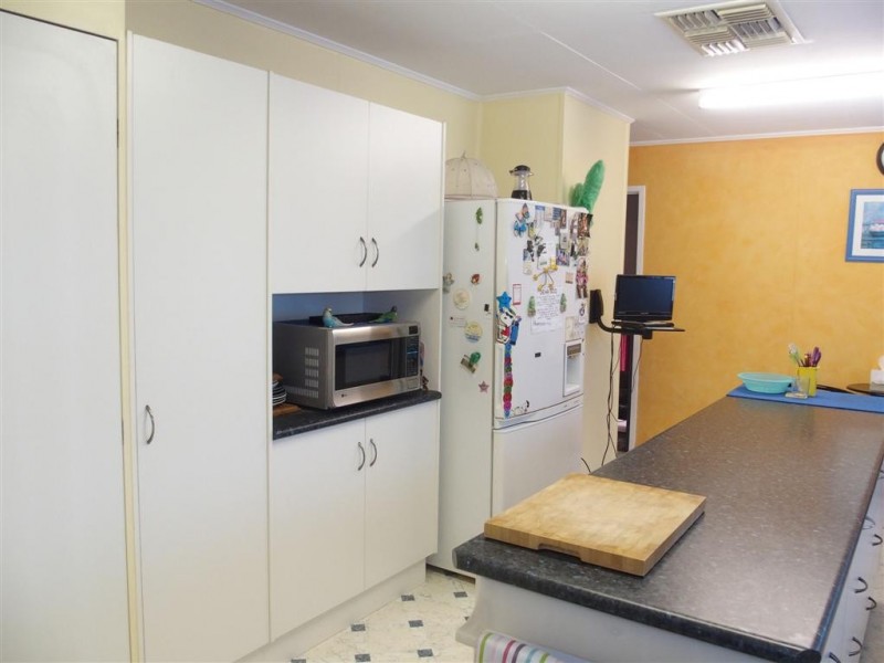 5 Bottletree Avenue, Blackwater QLD 4717