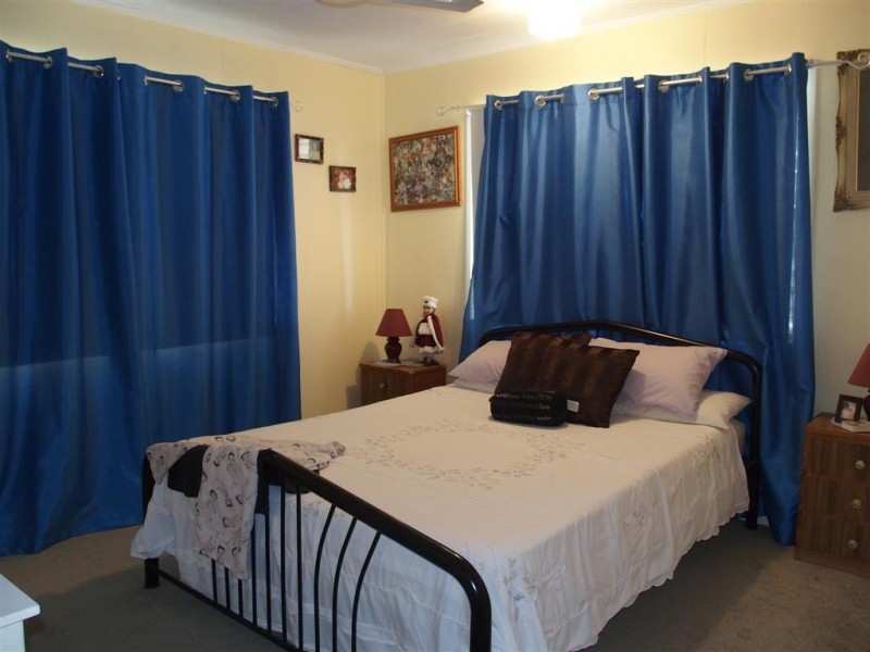 5 Bottletree Avenue, Blackwater QLD 4717