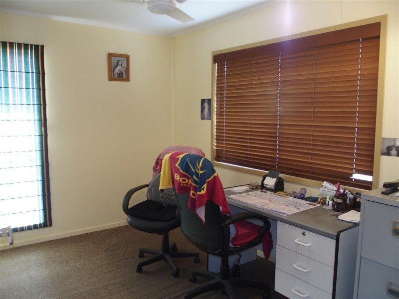 5 Bottletree Avenue, Blackwater QLD 4717
