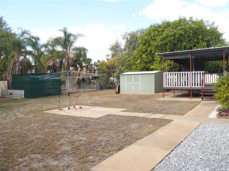 5 Bottletree Avenue, Blackwater QLD 4717