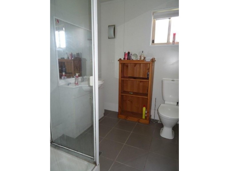 4 Deacon Drive, Blackwater QLD 4717