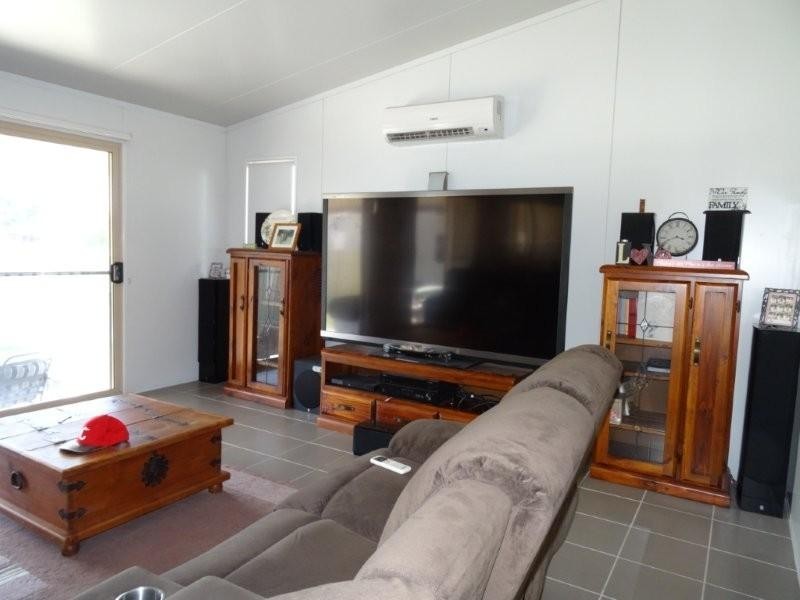 4 Deacon Drive, Blackwater QLD 4717