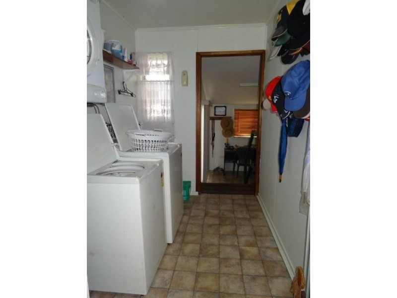 55 Acacia Street, Blackwater QLD 4717
