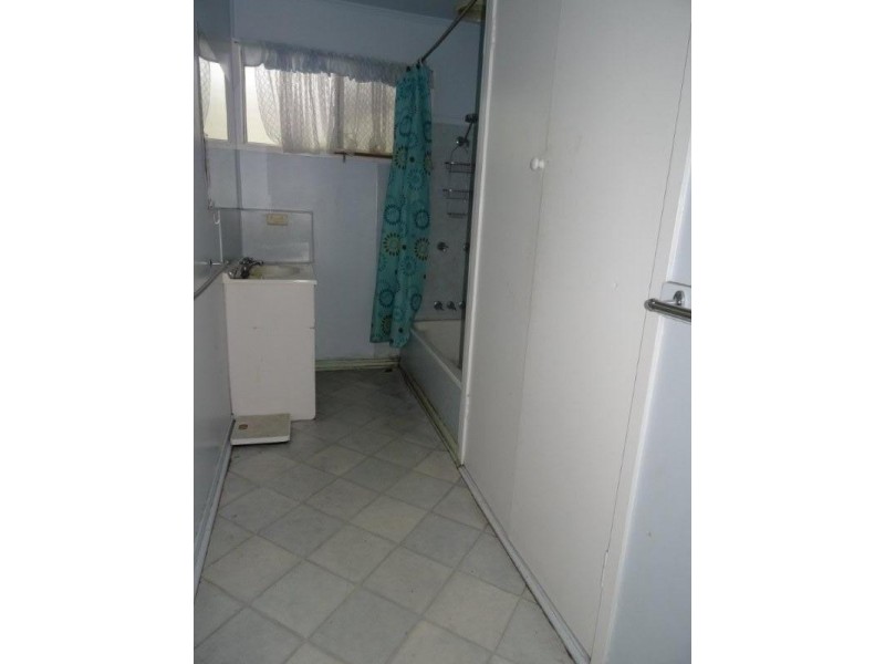 14 Myall Street, Blackwater QLD 4717