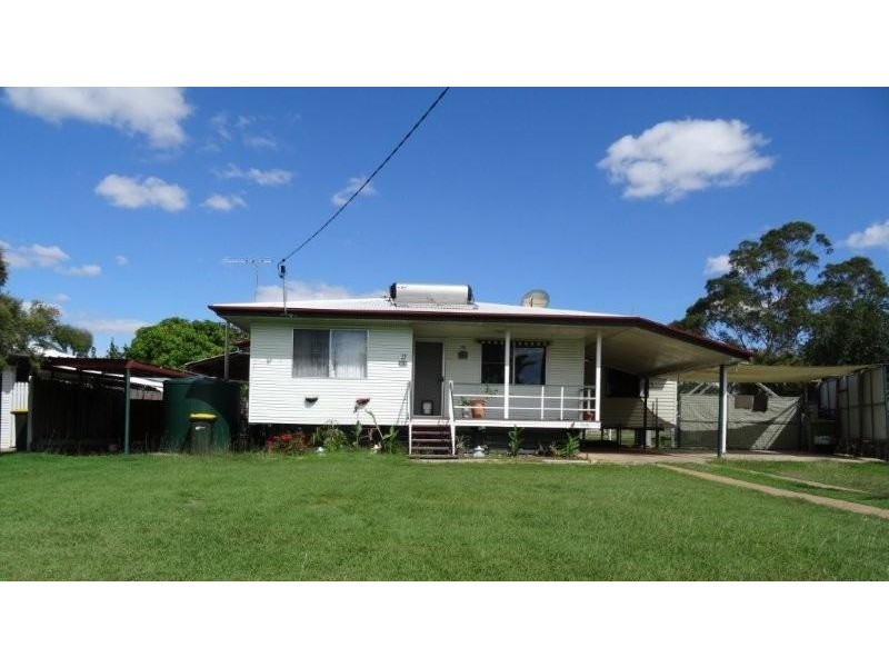 14 Myall Street, Blackwater QLD 4717