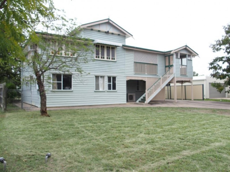 17 Boonery Street, Blackwater QLD 4717