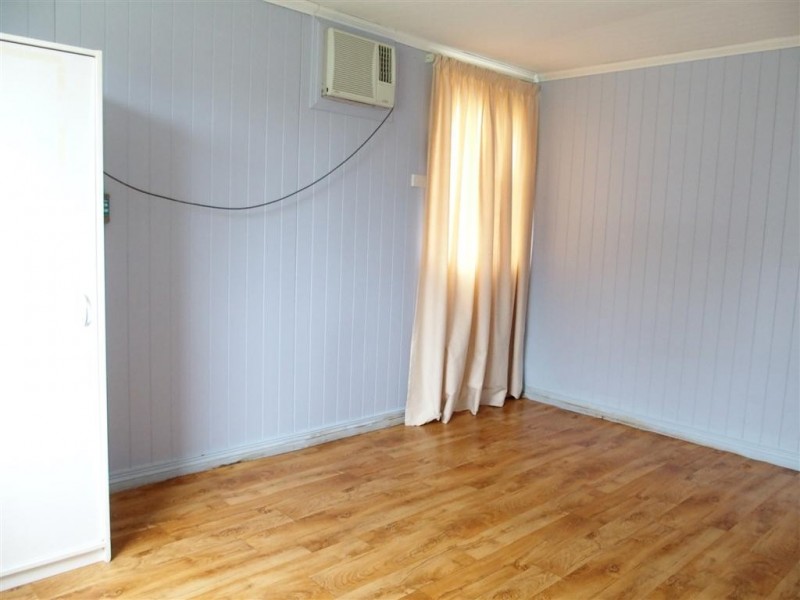 17 Boonery Street, Blackwater QLD 4717